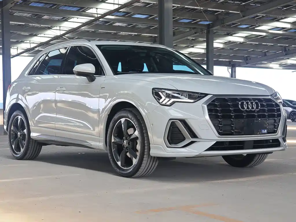 Audi Q3 — фото 3