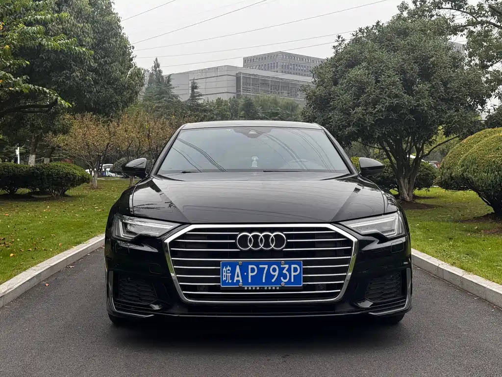 Audi A6L — фото 2