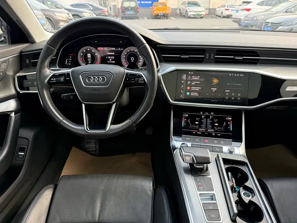Audi A6L — фото 7