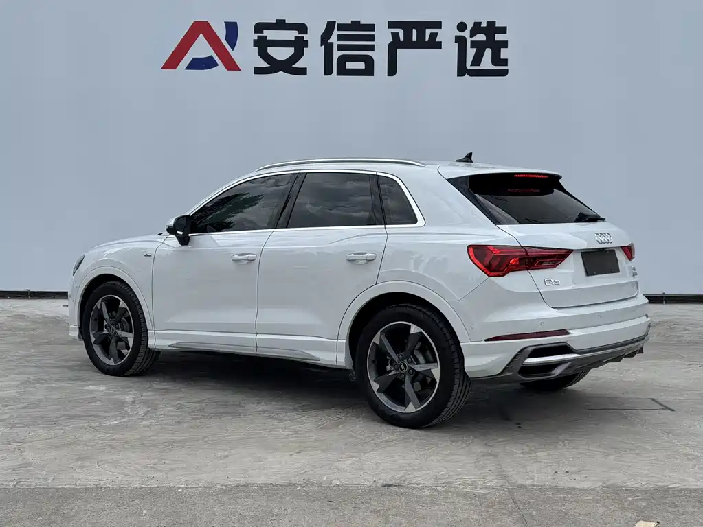 Audi Q3 — фото 4