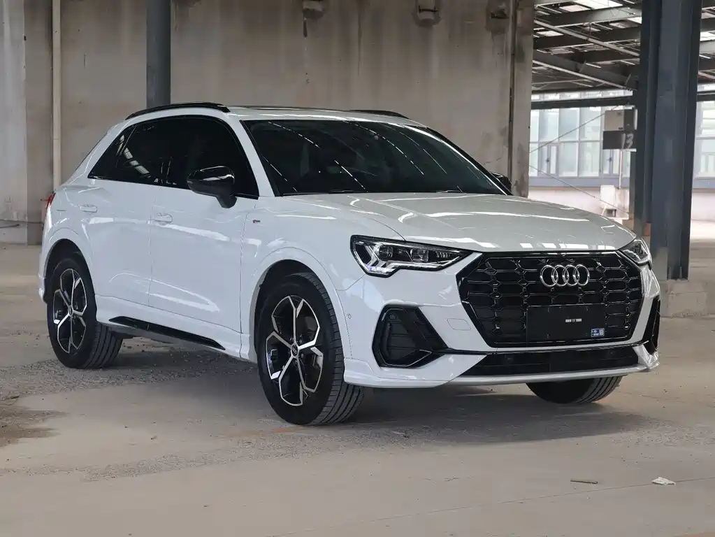 Audi Q3 — фото 3