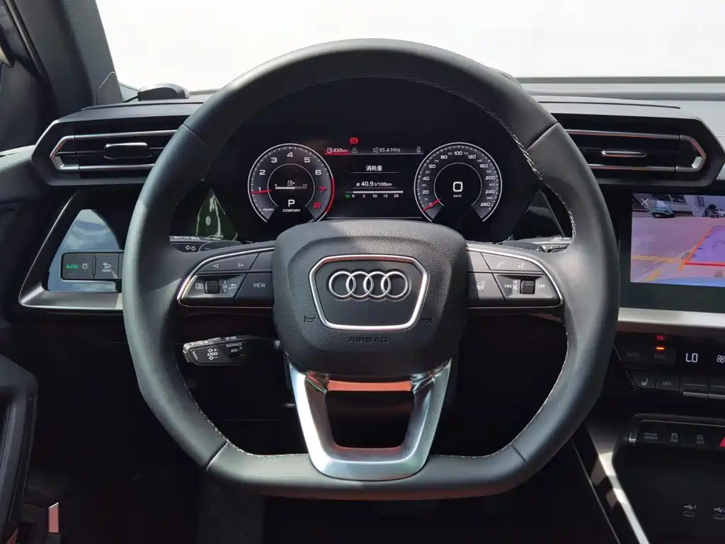 Audi A3 — фото 14
