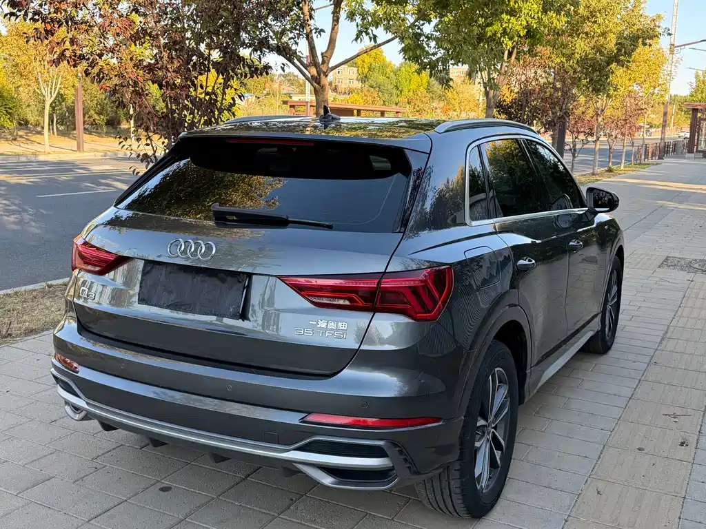Audi Q3 — фото 6