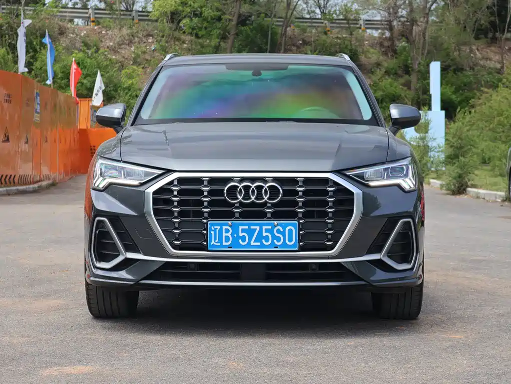 Audi Q3 — фото 2