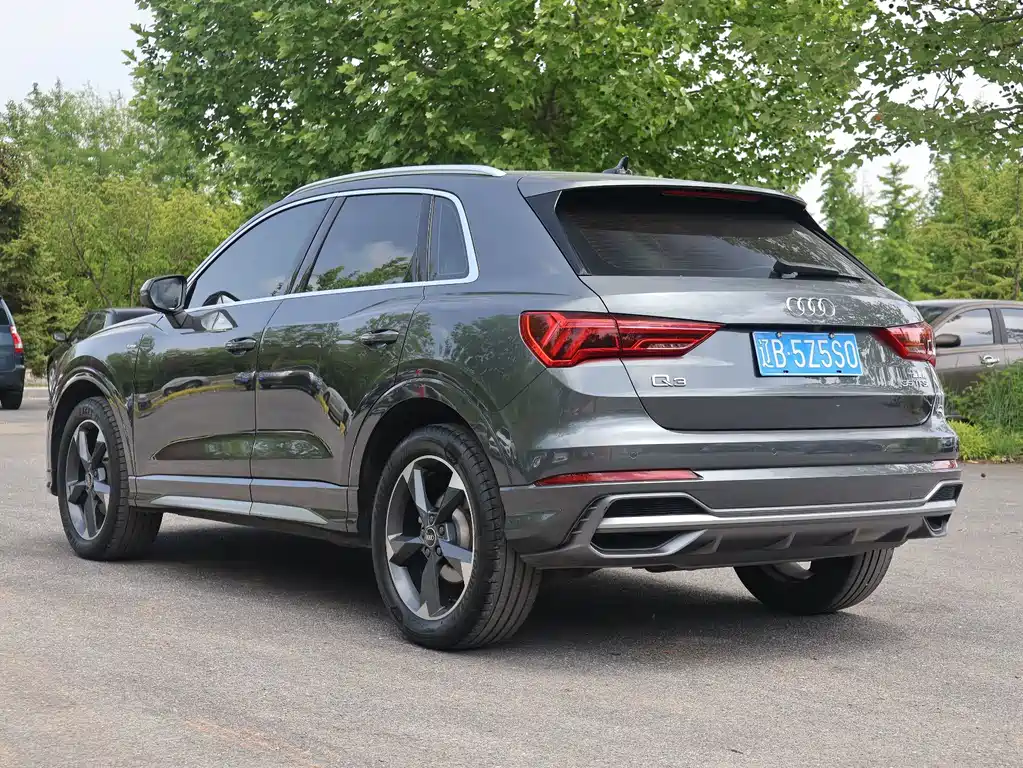 Audi Q3 — фото 4