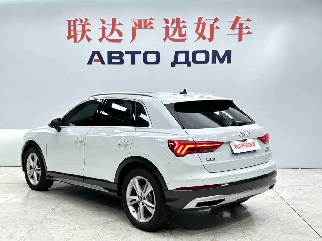 Audi Q3 — фото 4