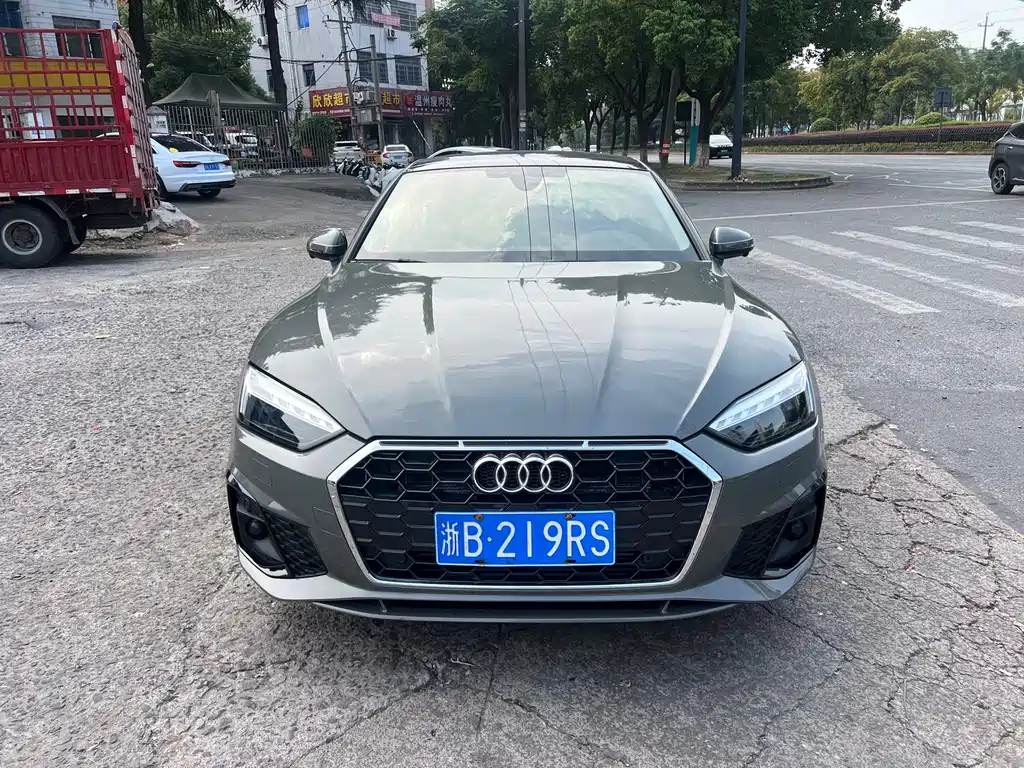 Audi A5 (Import) — фото 2