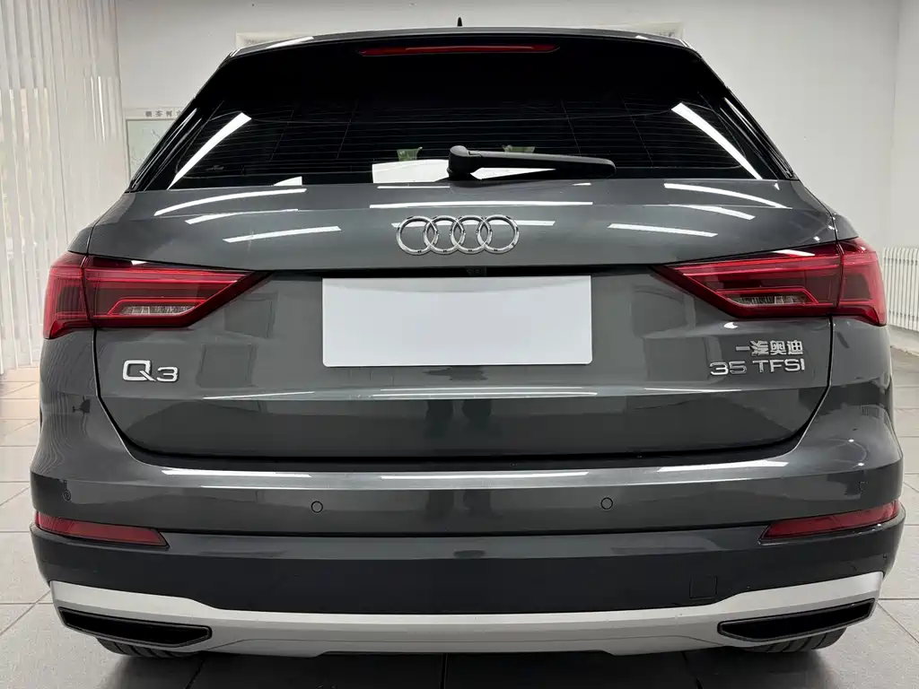 Audi Q3 — фото 5