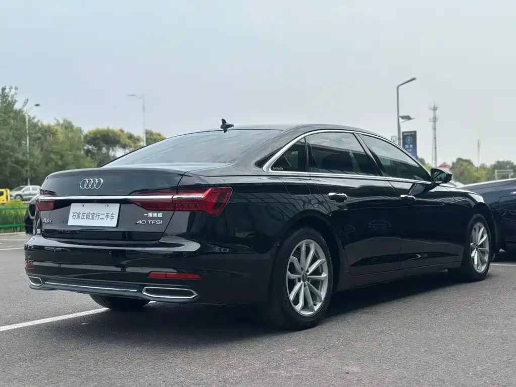 Audi A6L — фото 14