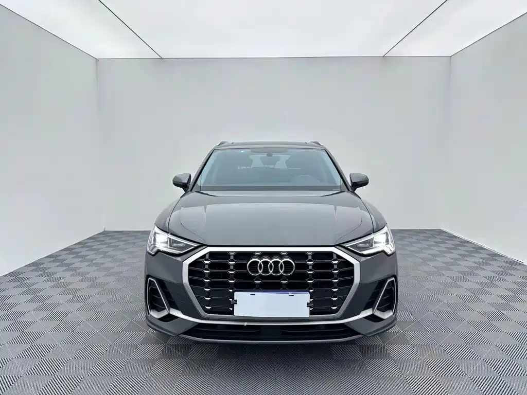 Audi Q3 — фото 2