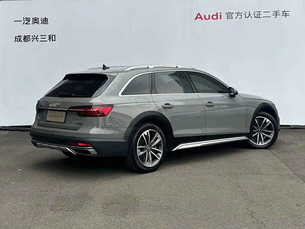 Audi A4 (Import) — фото 4