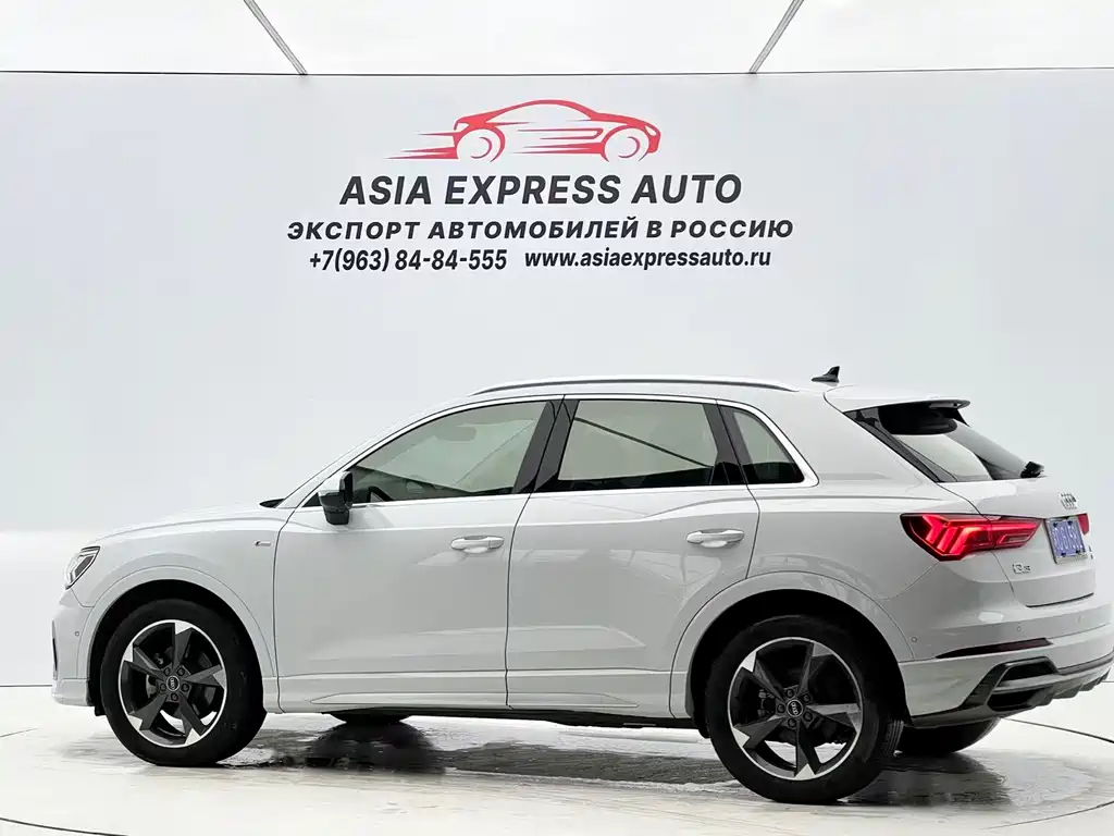 Audi Q3 — фото 6