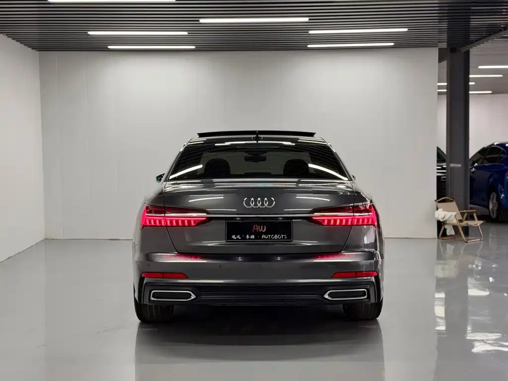 Audi A6L — фото 2