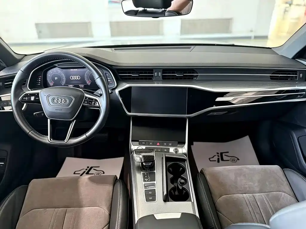 Audi A6L — фото 5