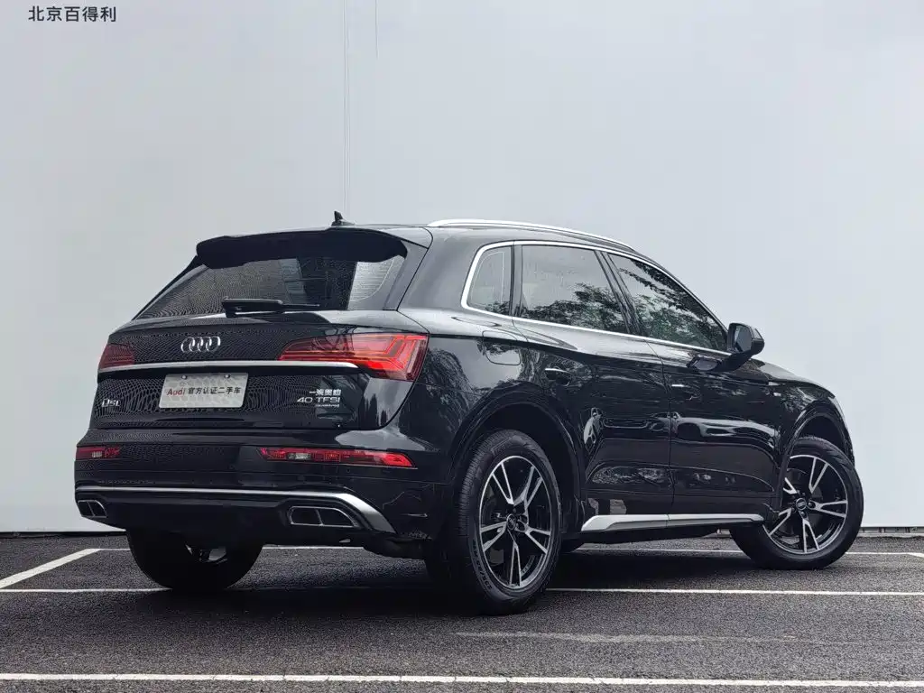 Audi Q5L — фото 3