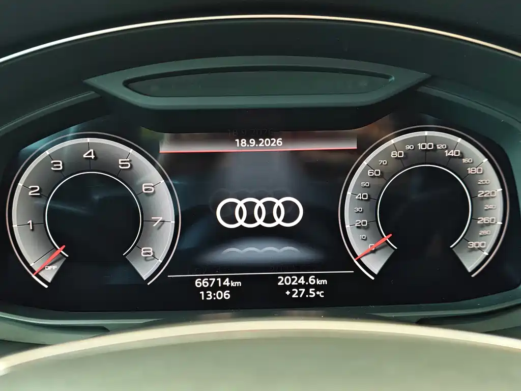 Audi A6L — фото 10