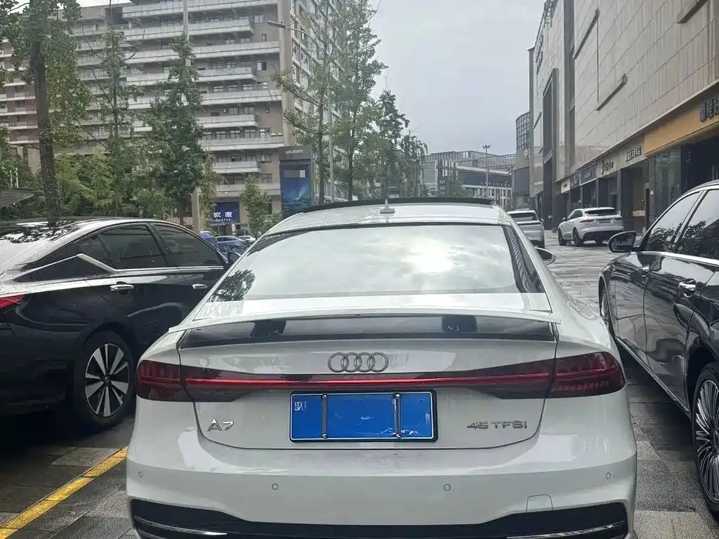 Audi A7 — фото 5