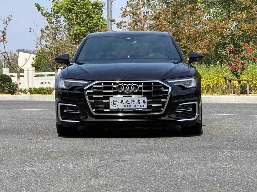 Audi A6L — фото 2