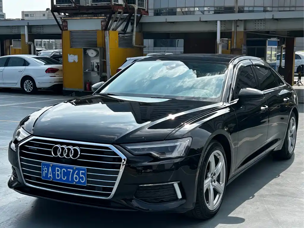Audi A6L — фото 2