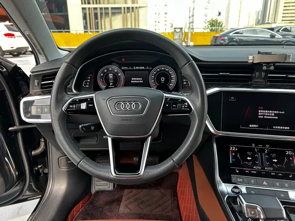 Audi A6L — фото 11