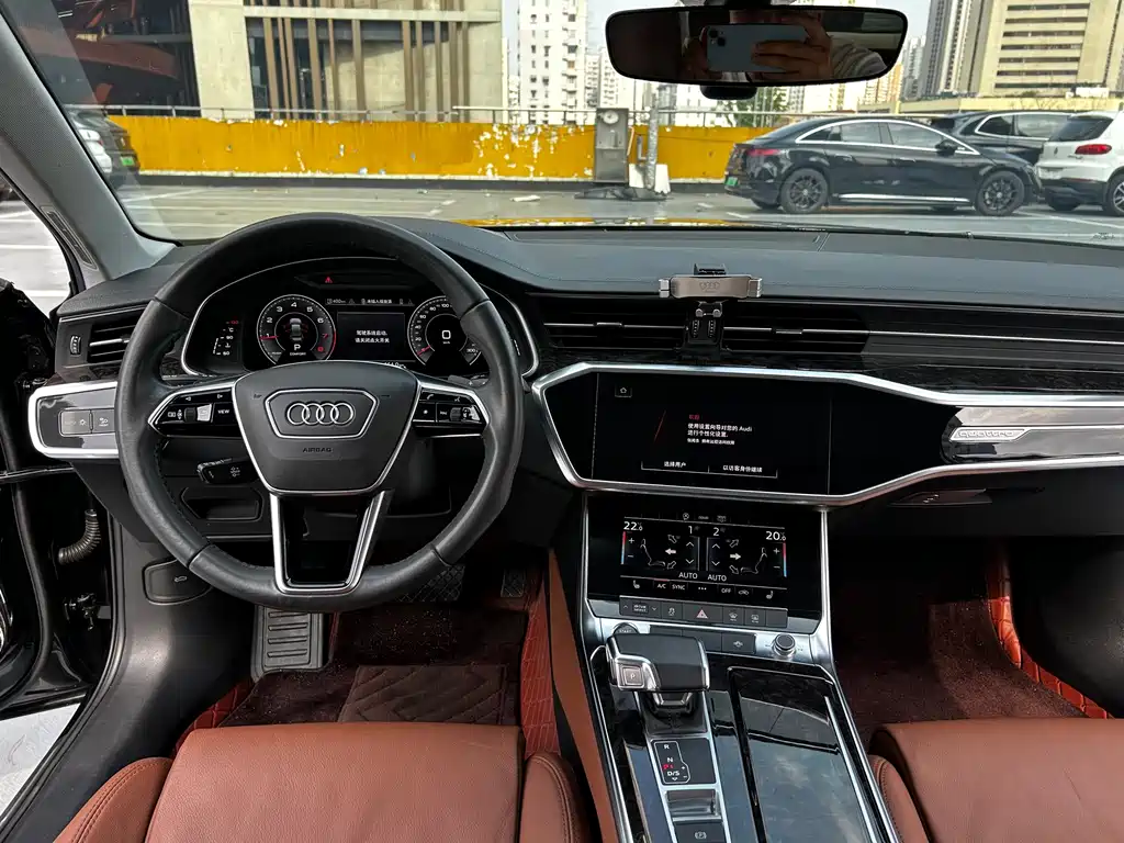 Audi A6L — фото 10