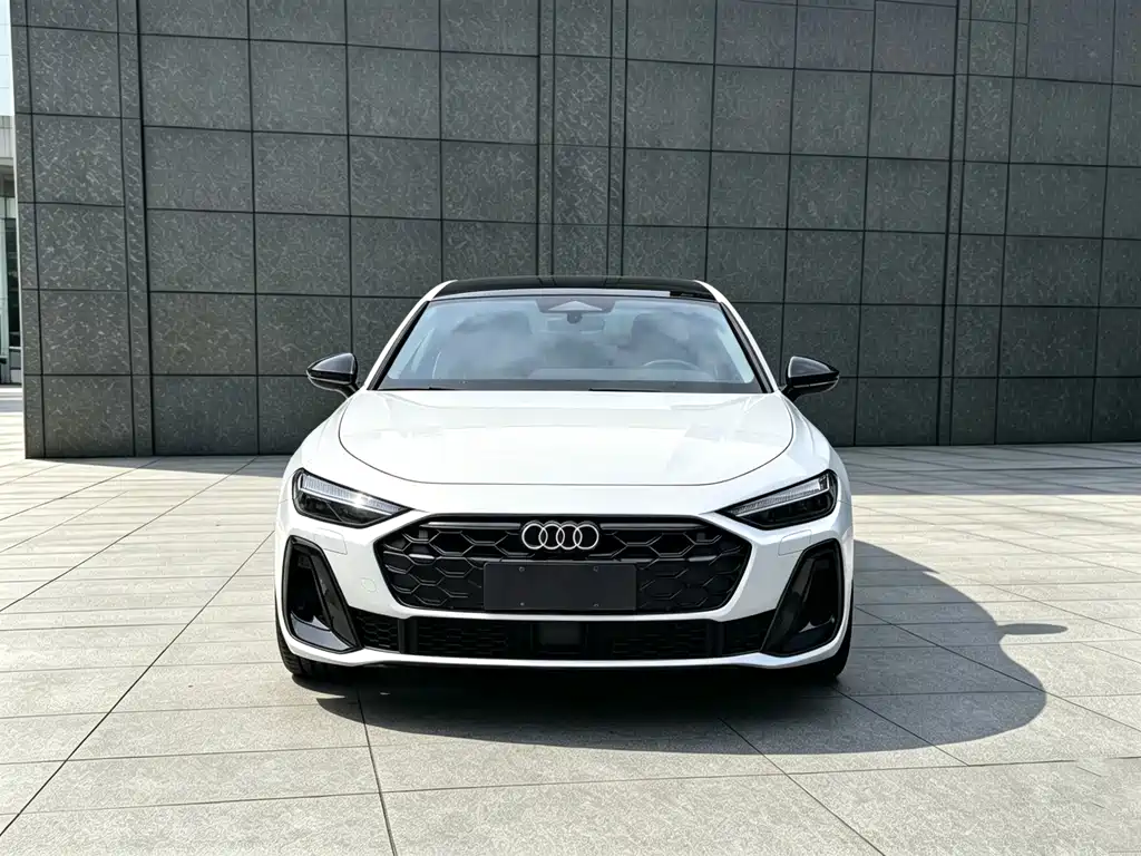 Audi A5L — фото 2