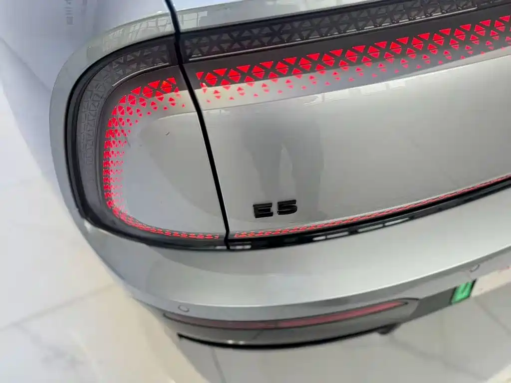 Audi E5 Sportback — фото 11