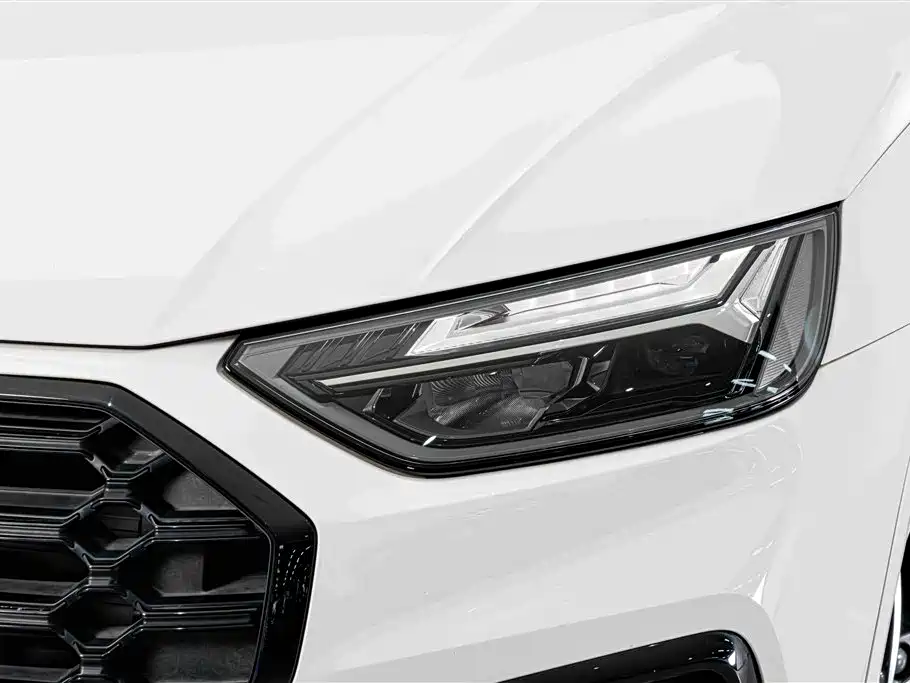 Audi Q5L — фото 4