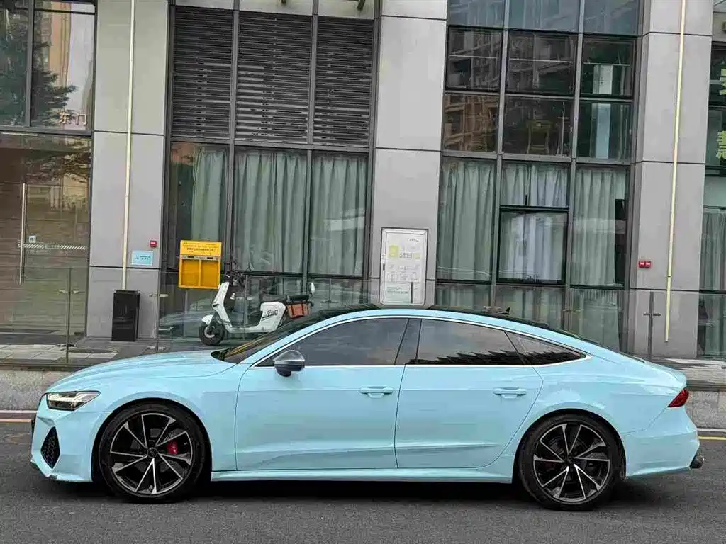 Audi A7 — фото 2