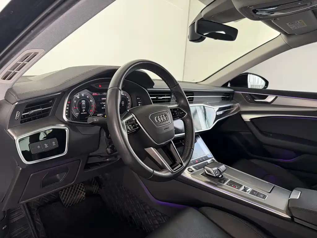 Audi A6L — фото 6