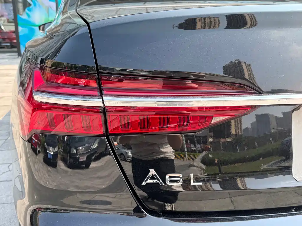 Audi A6L — фото 25
