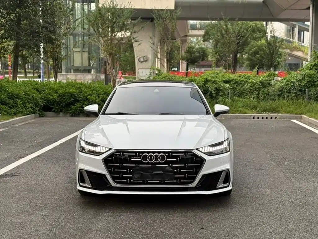 Audi A7L — фото 2