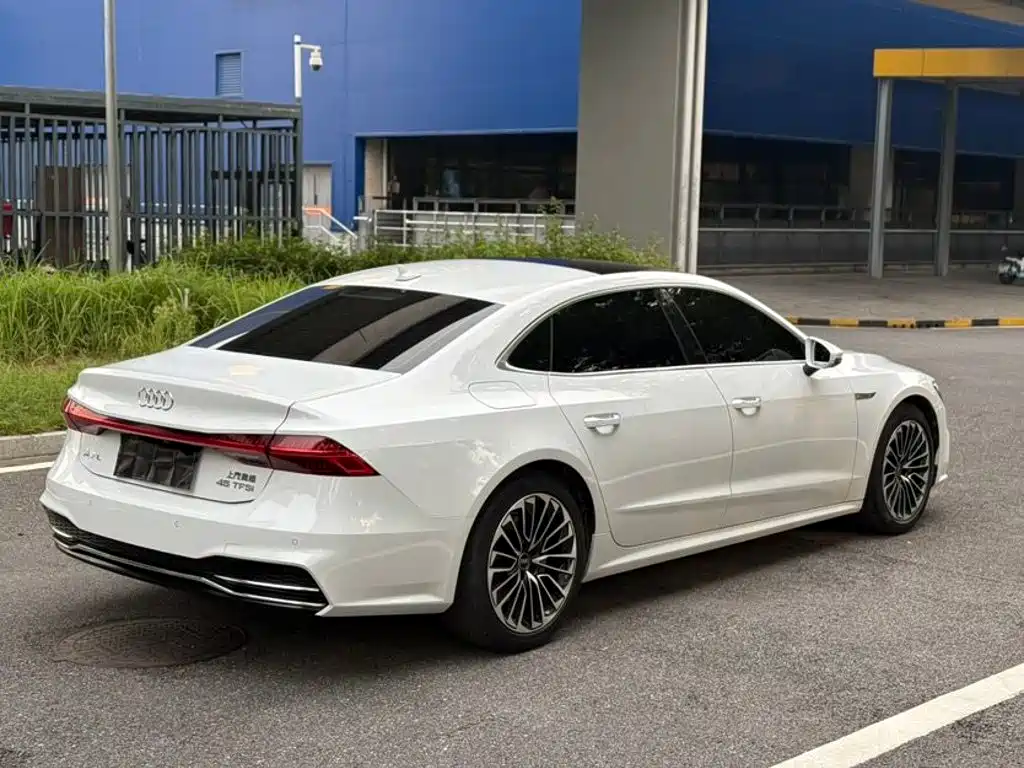 Audi A7L — фото 4