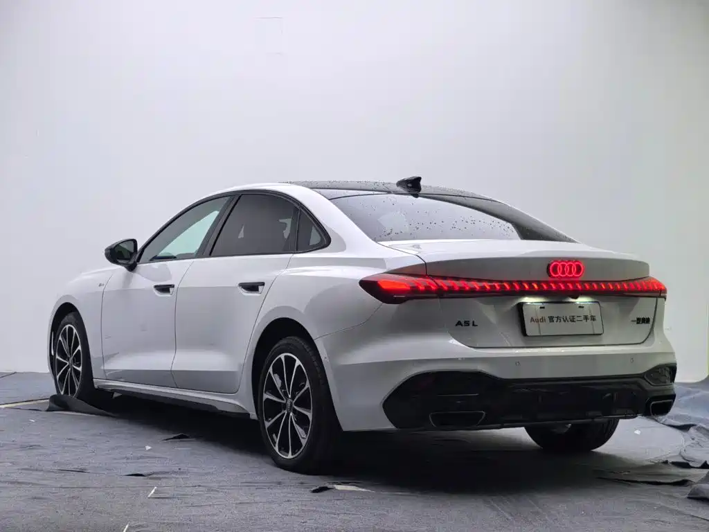 Audi A5L — фото 7