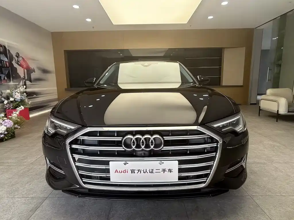 Audi A6L — фото 2