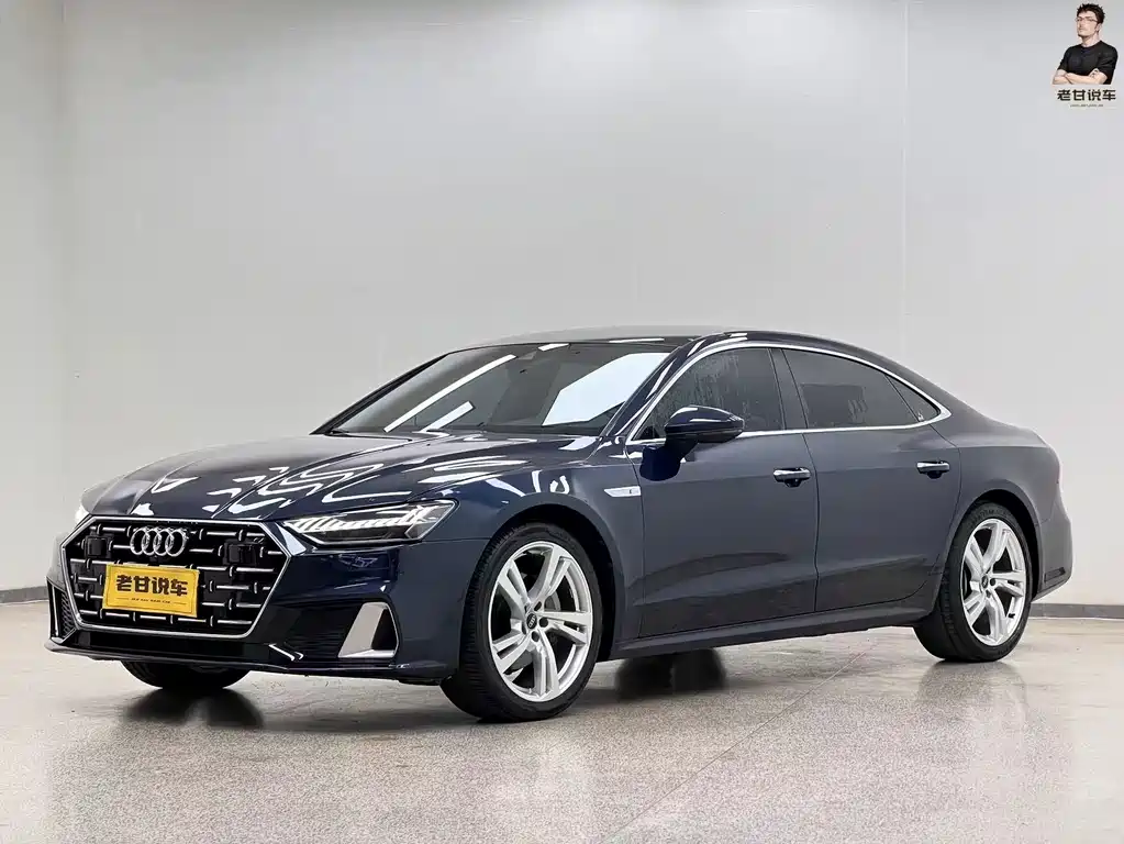 Audi A7L — фото 2