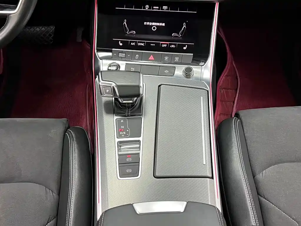 Audi A7L — фото 27