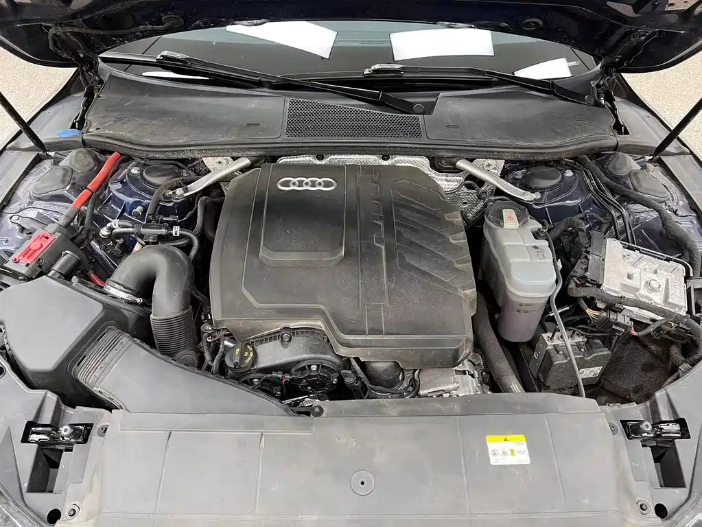 Audi A7L — фото 32