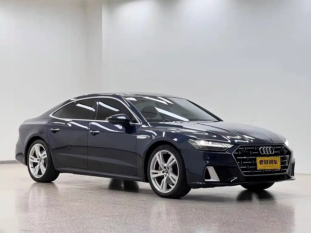 Audi A7L — фото 5