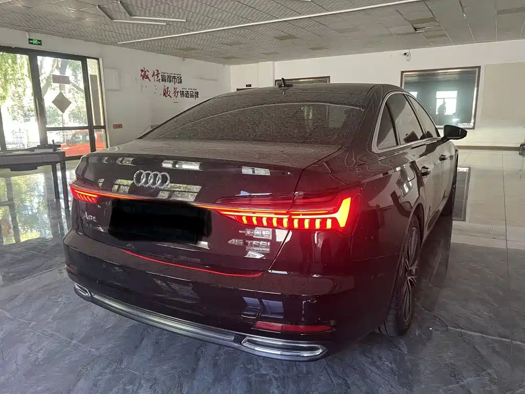 Audi A6L — фото 3
