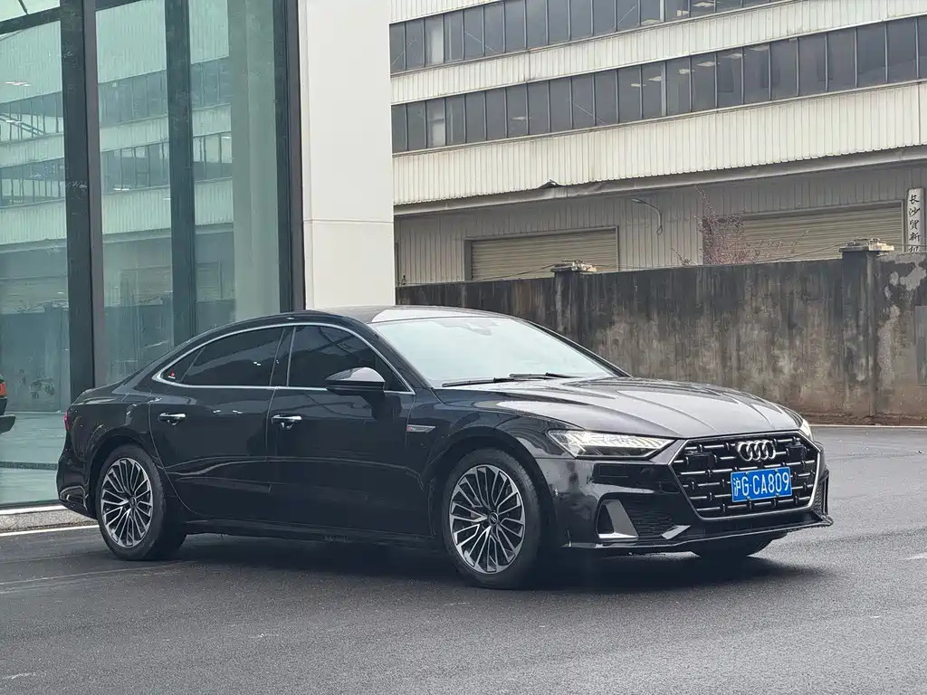 Audi A7L — фото 3