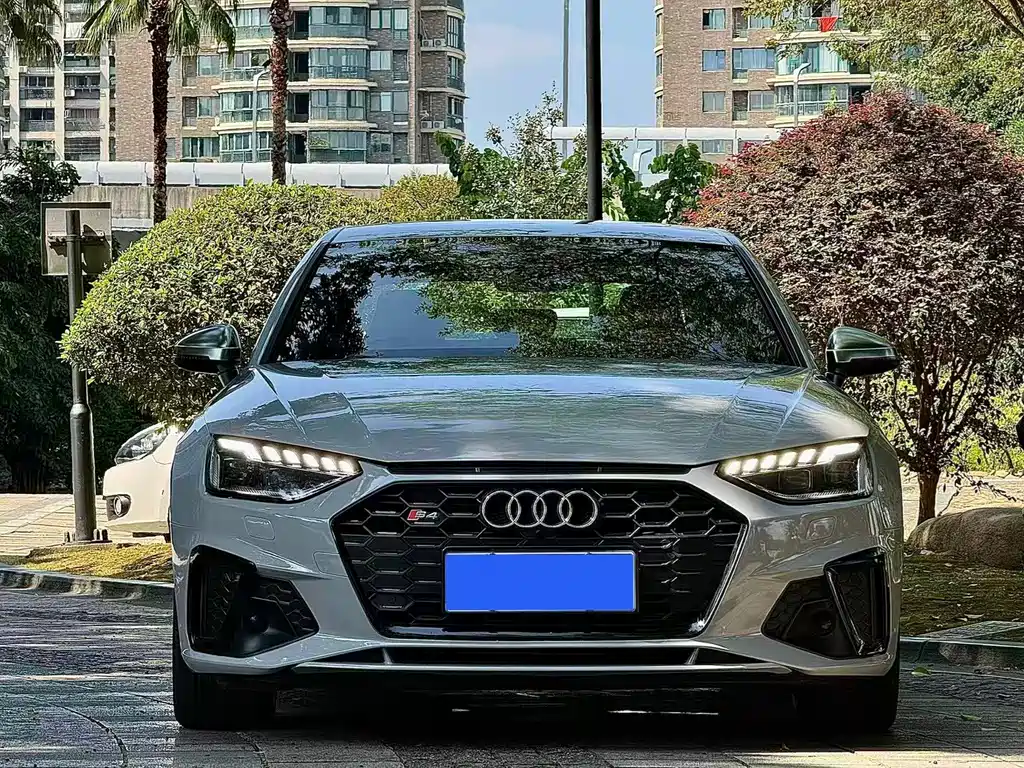 Audi S4 — фото 2
