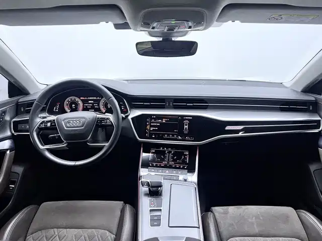 Audi A7L — фото 10