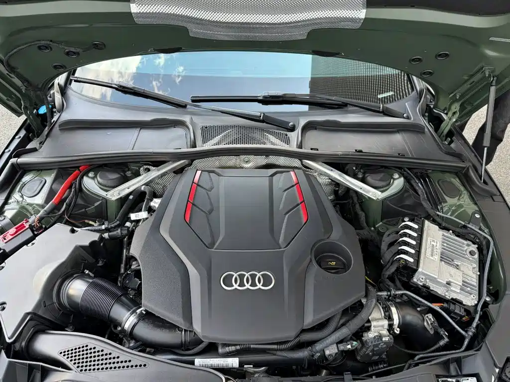 Audi S4 — фото 14