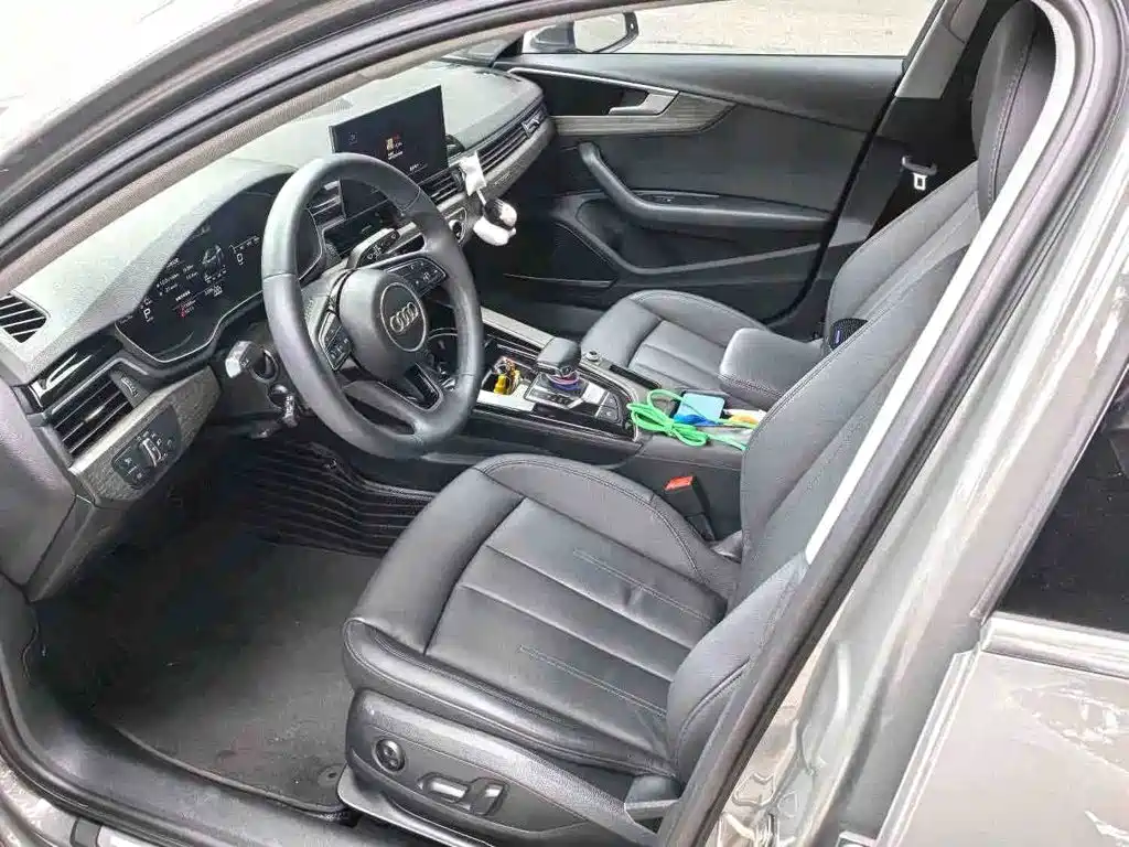 Audi A4 (Import) — фото 3