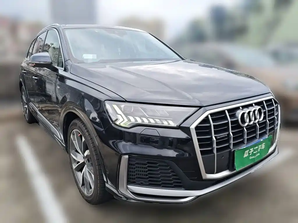Audi Q7 — фото 3