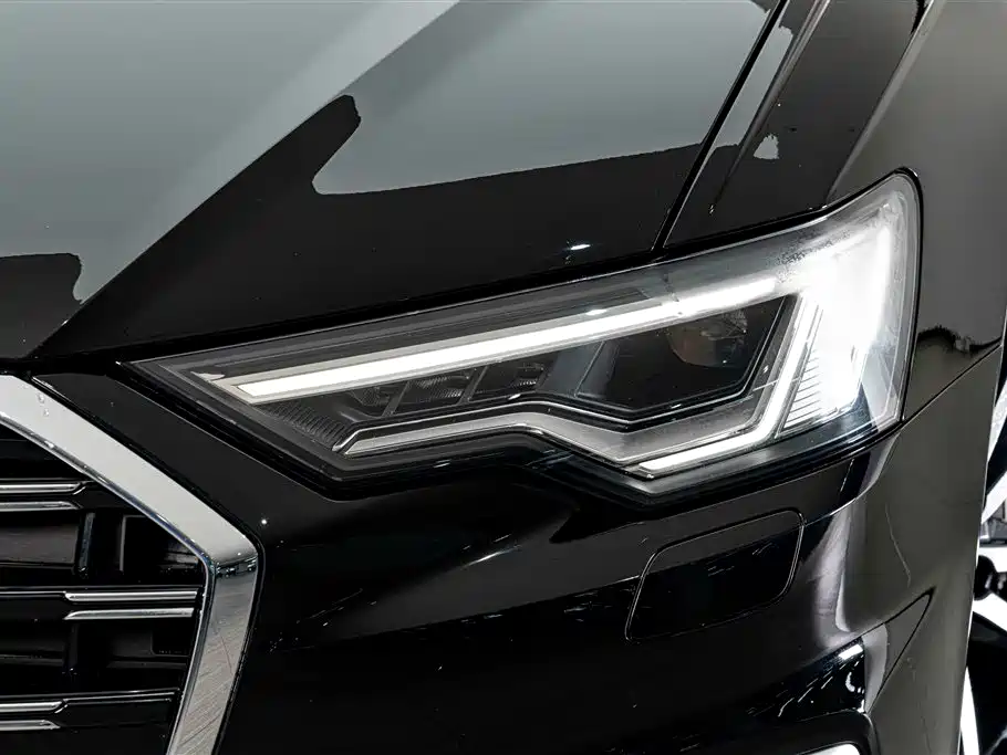 Audi A6L — фото 4