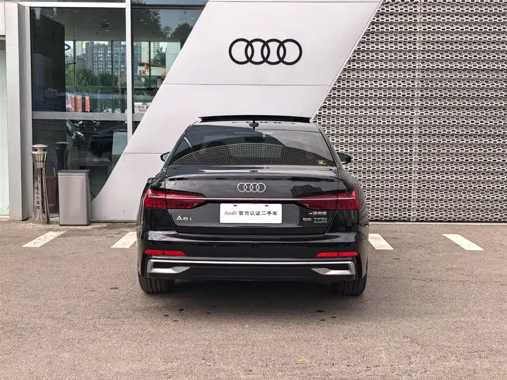 Audi A6L — фото 5