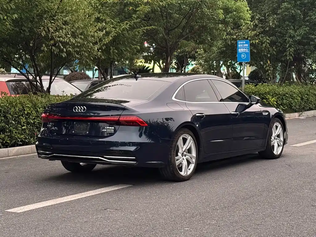 Audi A7L — фото 3