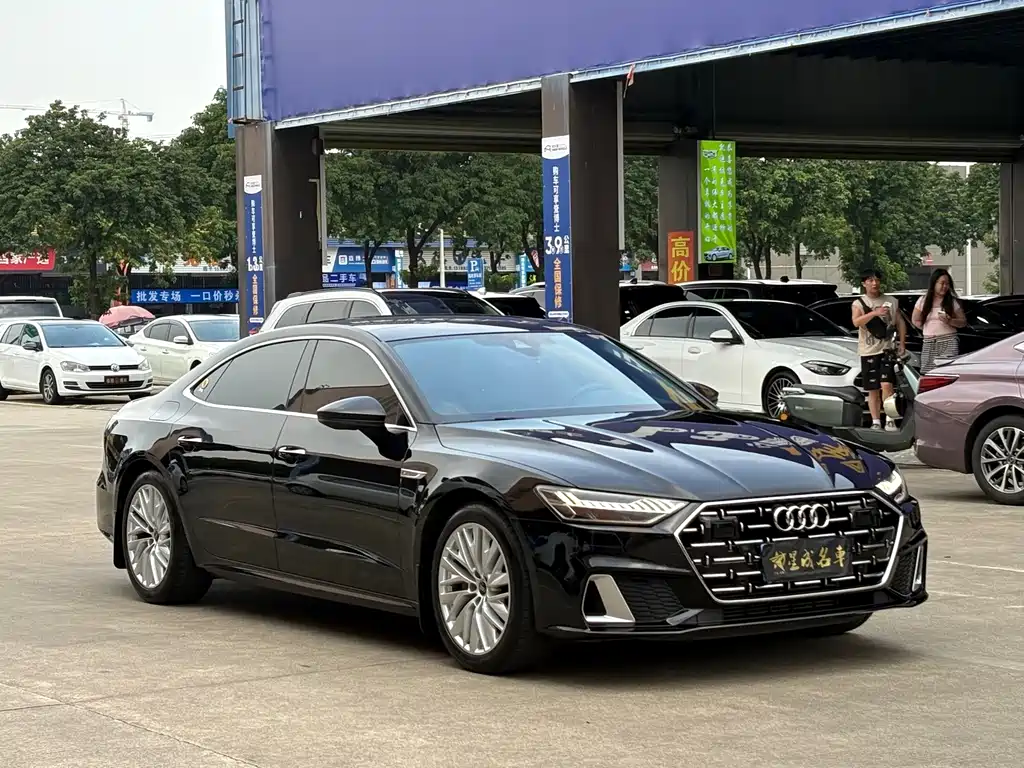 Audi A7L — фото 3